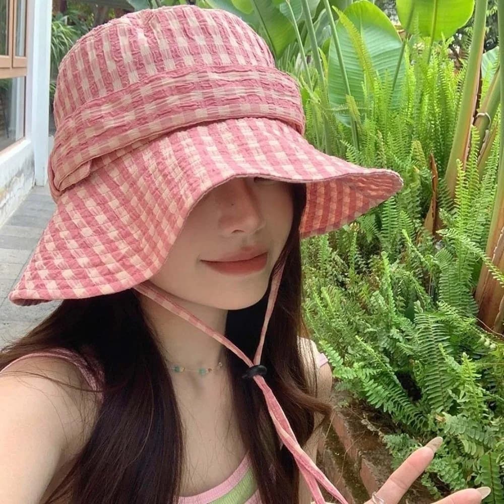Cappello da Pescatore Casual Stile Coreano a Quadretti Sottili, con Fiocco e Tesa Larga, Protezione Solare, Pieghevole e Versatile