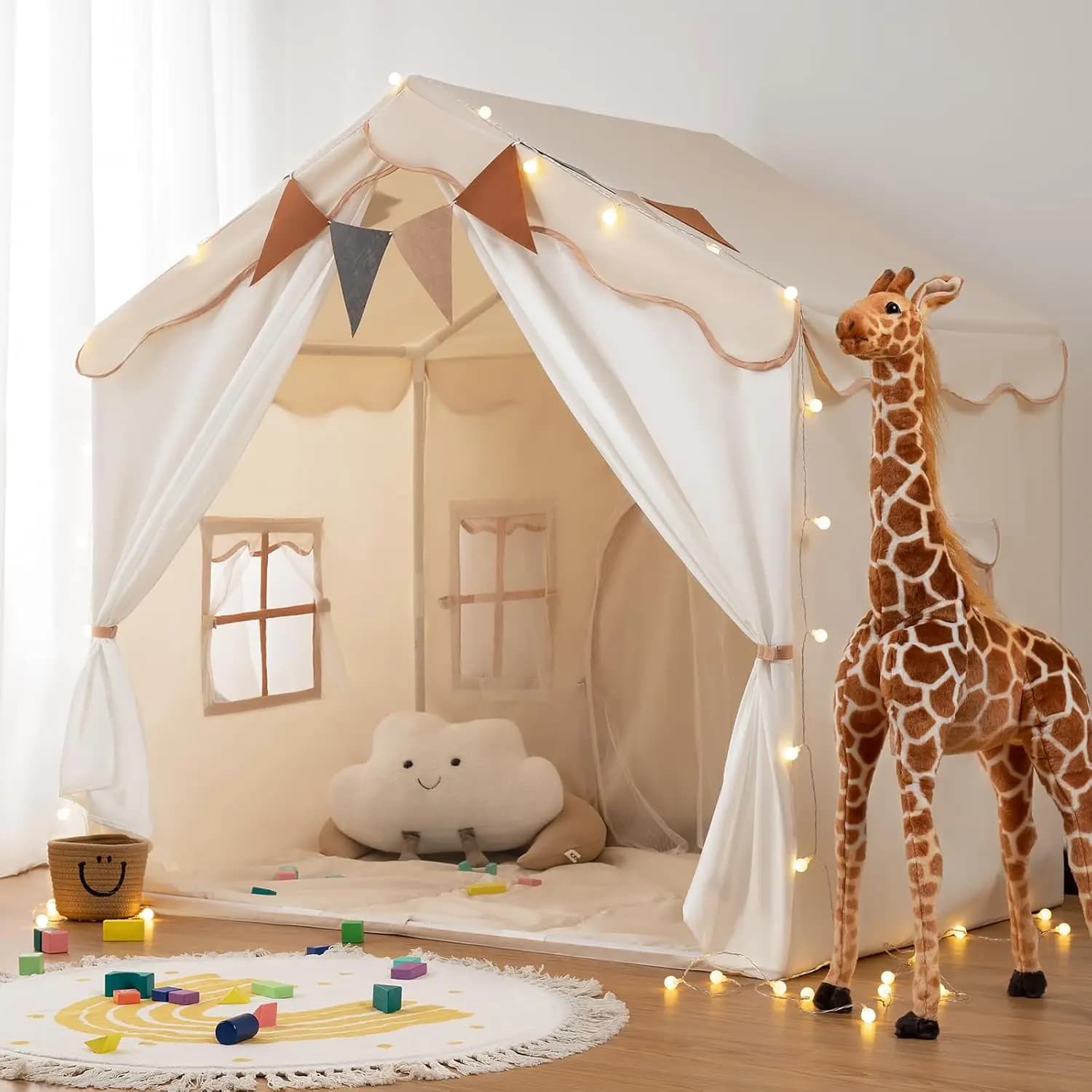 Tenda da gioco per bambini con tappetino imbottito e luci, grande casetta da gioco per interni ed esterni per bambini piccoli, 2 porte 4 finestre