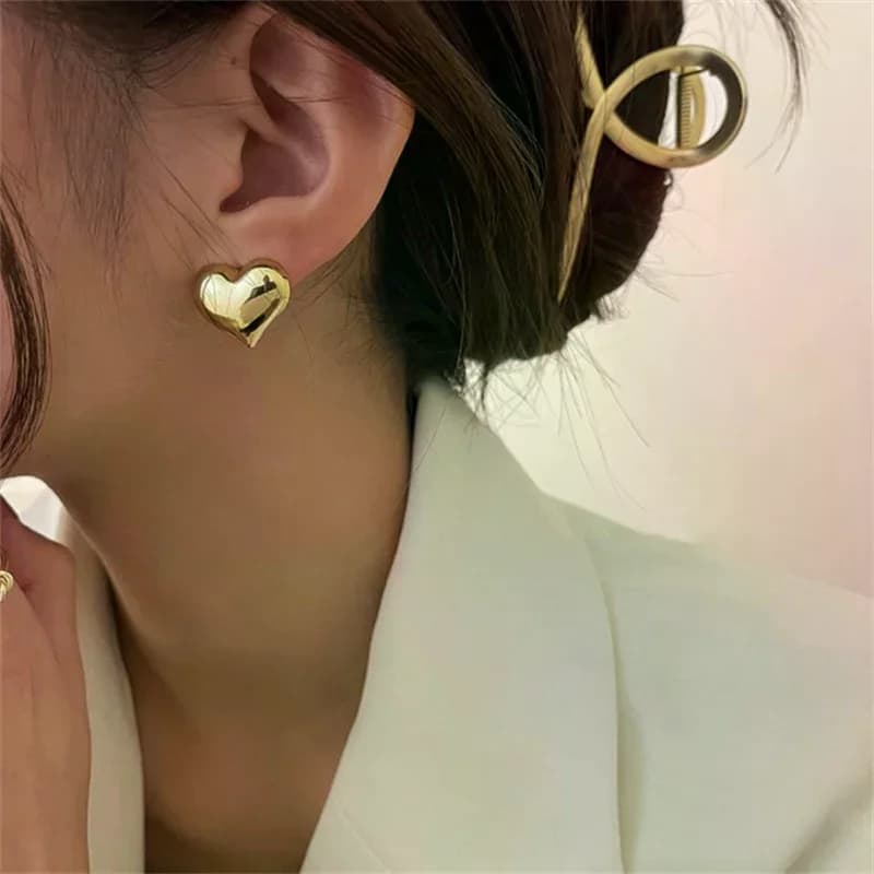 Silver Color LOVE Heart Stud Earrings For Women Trendy Elegant Wedding Jewelry Prevent Allergy Minimalist