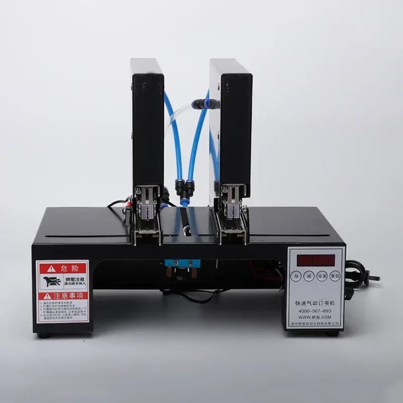 Nuova cucitrice elettrica automatica a induzione rapida a tre teste Pneumatica rilegatrice elettrica Blister per ascensore a tre chiodi