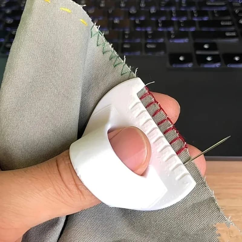 1pc Easy Sewing Guide for Beginners & Seniors - Plastic Hand Sewing Tool with 4mm Spacing for DIY Crafting