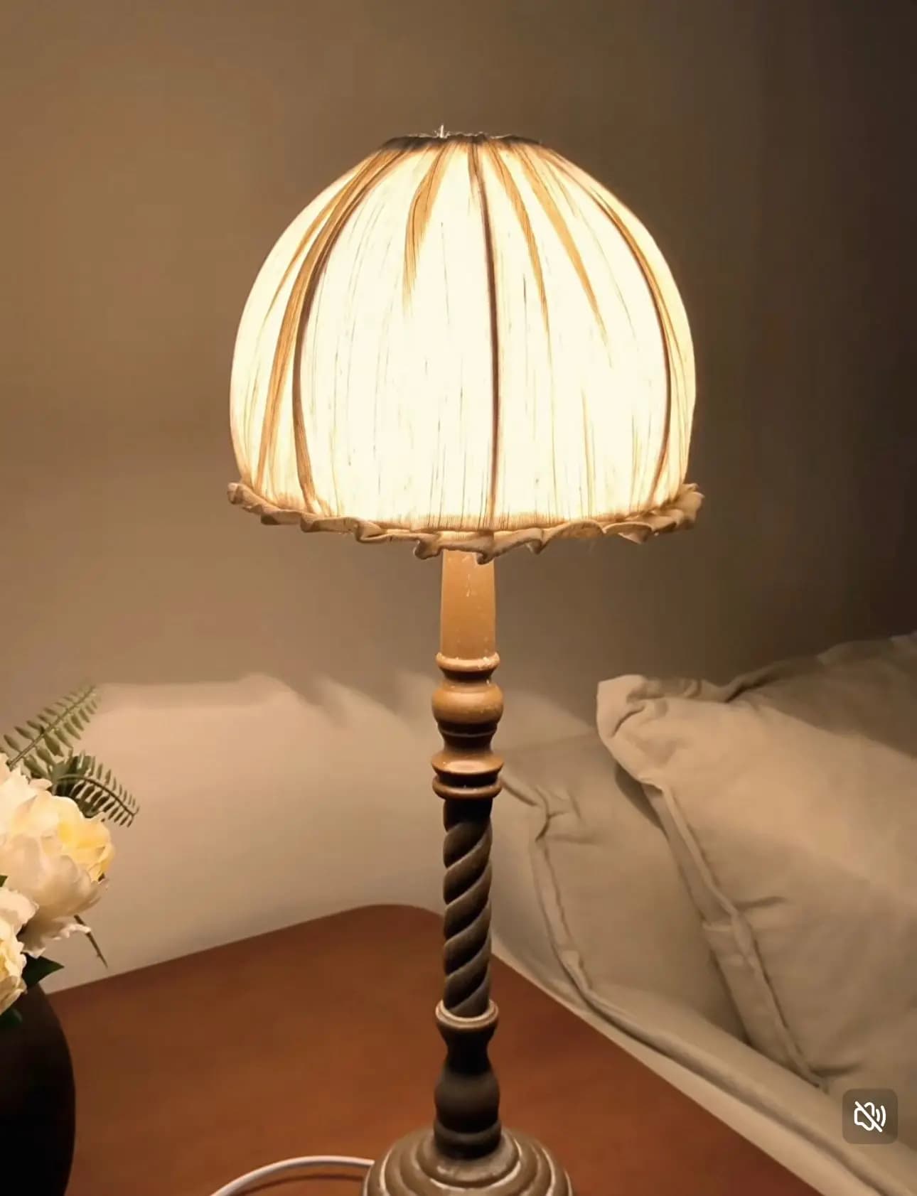 Lampada da tavolo in cotone country Soggiorno Sala da pranzo Lampada da comodino camera da letto Lampada da tavolo bianca creativa giapponese