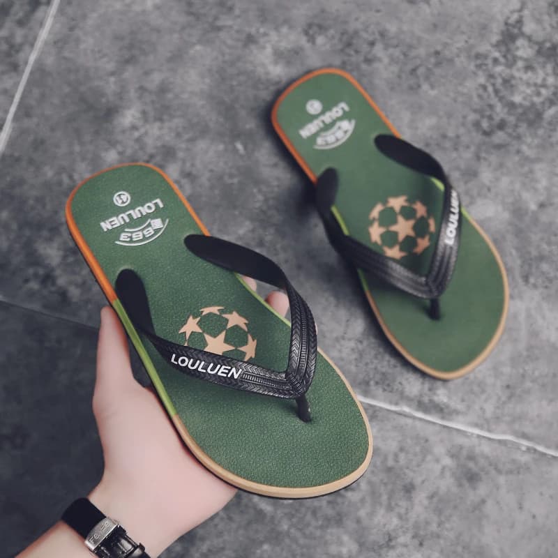 Infradito da uomo 2025 Nuovi sandali estivi Abbigliamento esterno Scarpe da spiaggia Infradito da esterno antiscivolo