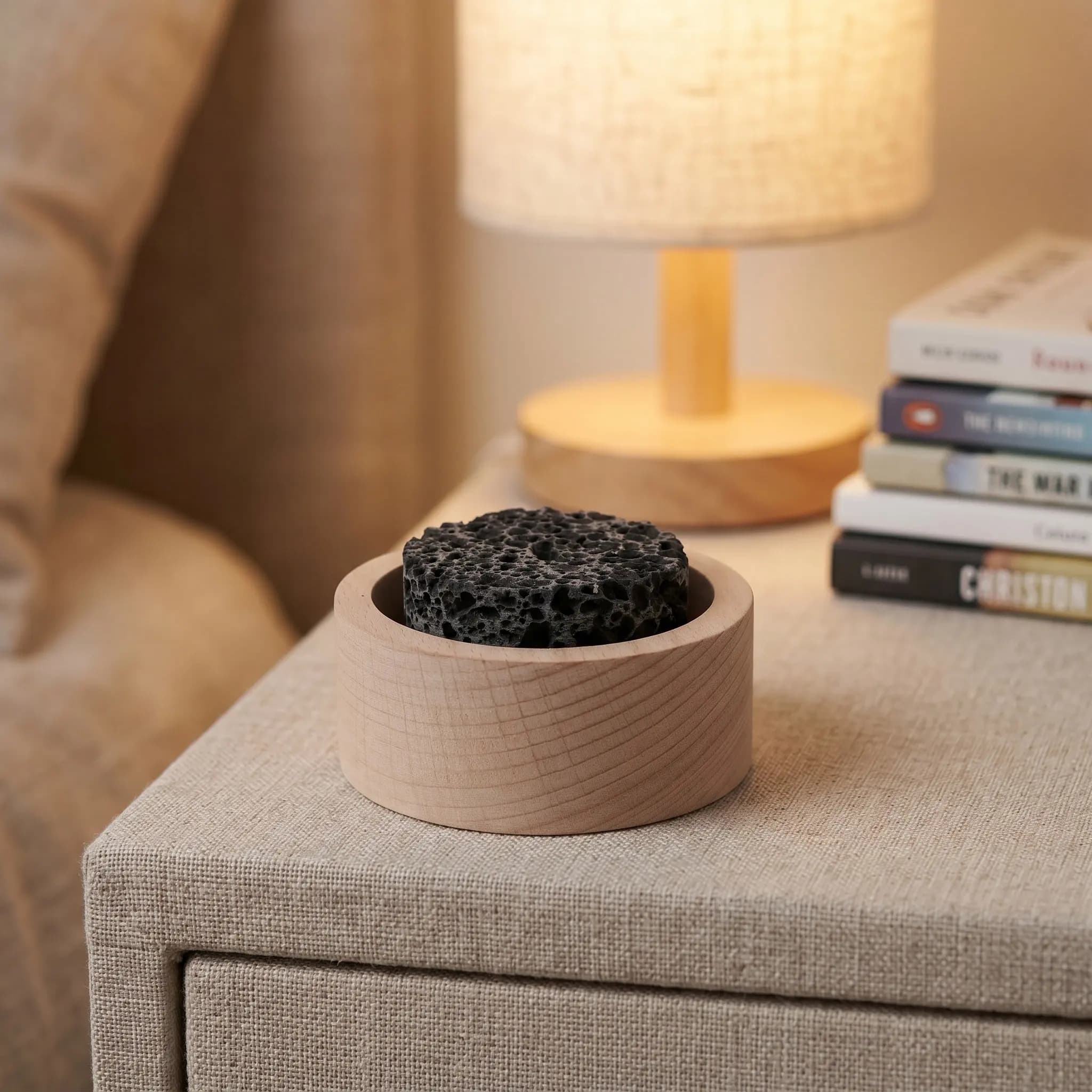 Wooden Essential Oil Diffuser with Lava Rock Stone Volcanic Rock Aroma Diffuser for Home Office Sauna Passive Fragrance Stone