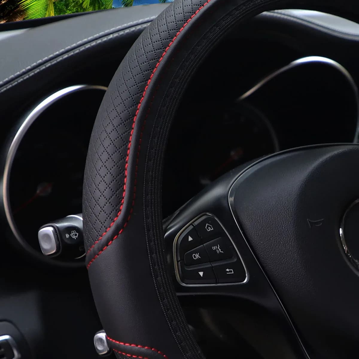 PU Leather Embossed Steering Wheel Cover 14.5-15 Inch round Rimless Design for All Seasons Men Women Cars