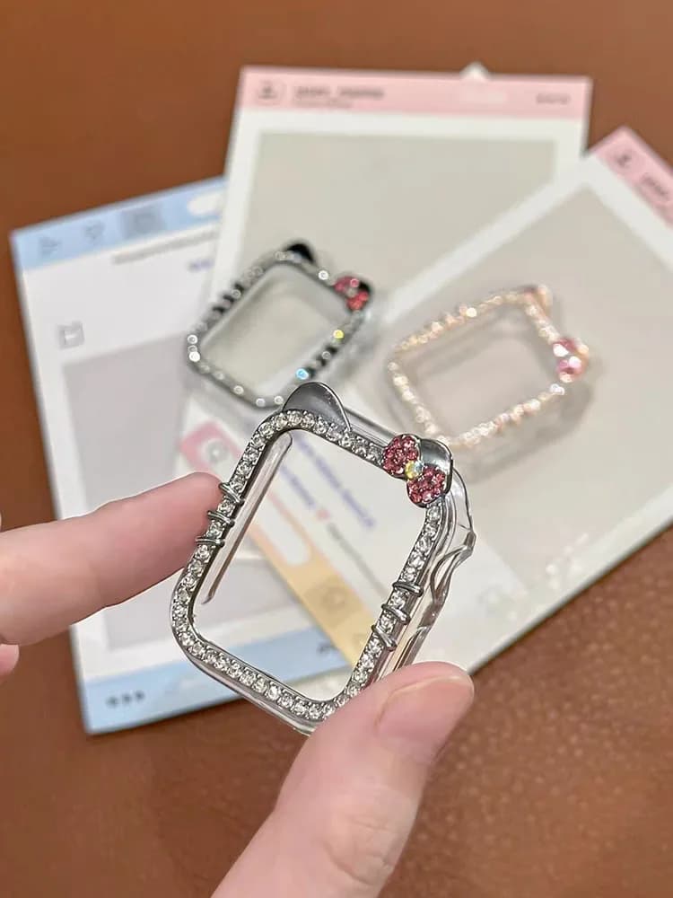 Protective cover for HUAWEI Watch Fit 4 and Fit 4 Pro, with kitten and diamonds, in PC, with protective frame, for HUAWEI Watch Fit 4.