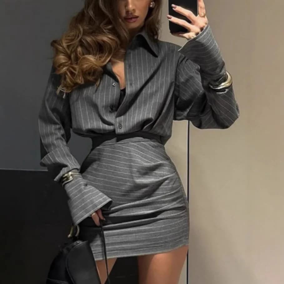 Elegante camicia a righe gonne set camicetta monopetto sottile da donna pacchetto anca gonna corta 2026 primavera nuovi abiti chic femminili