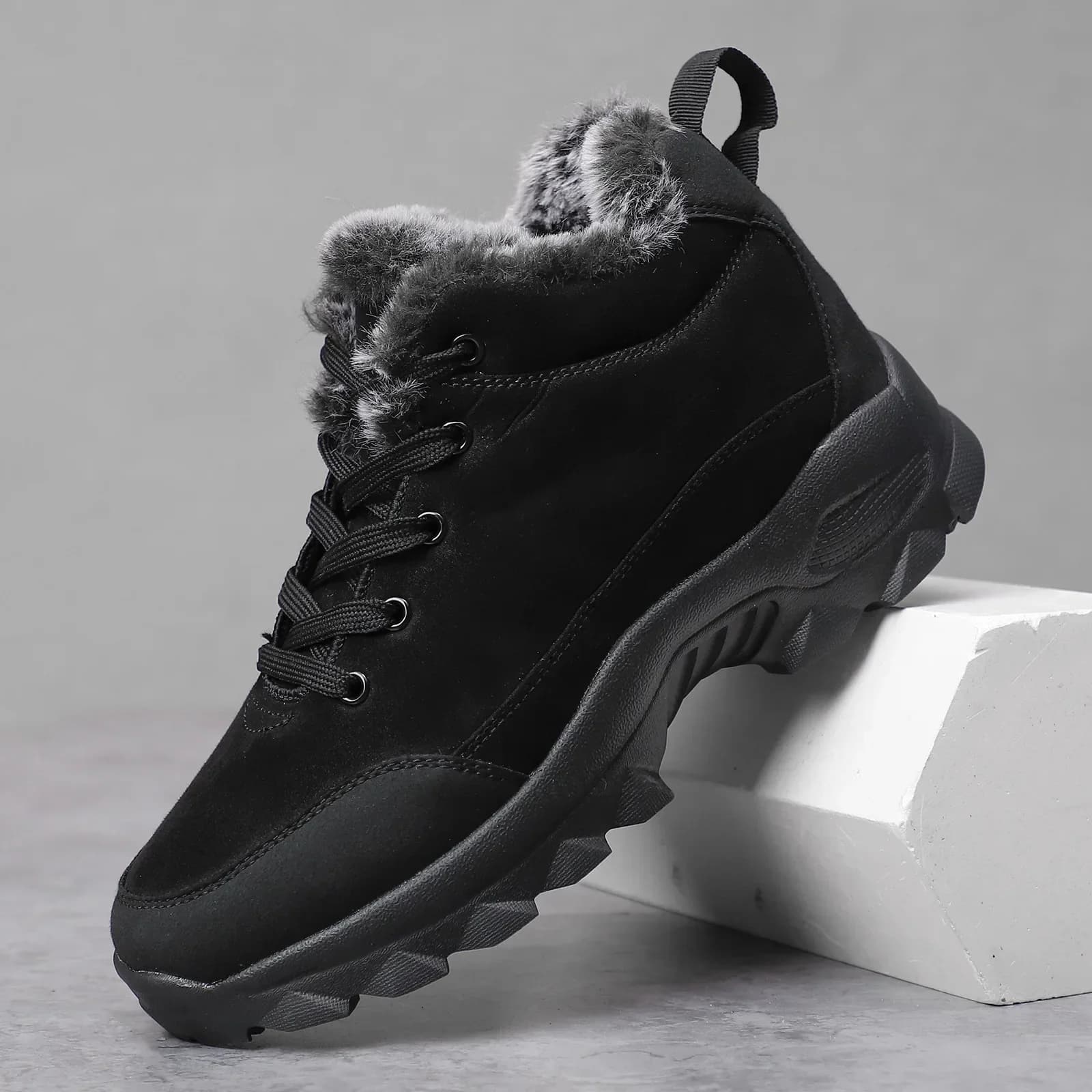 Stivali da neve da uomo Stivaletti invernali Pelliccia Scarpe invernali da esterno Scarponi da trekking caldi Sneakers con plateau Stivali leggeri in cotone con lacci