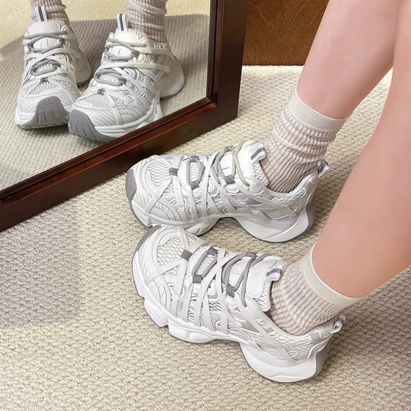 Fashionable Women's Sneakers with Chunky Sole, Sport Shoes for Students, Versatile and Breathable, Trendy Footwear for Running