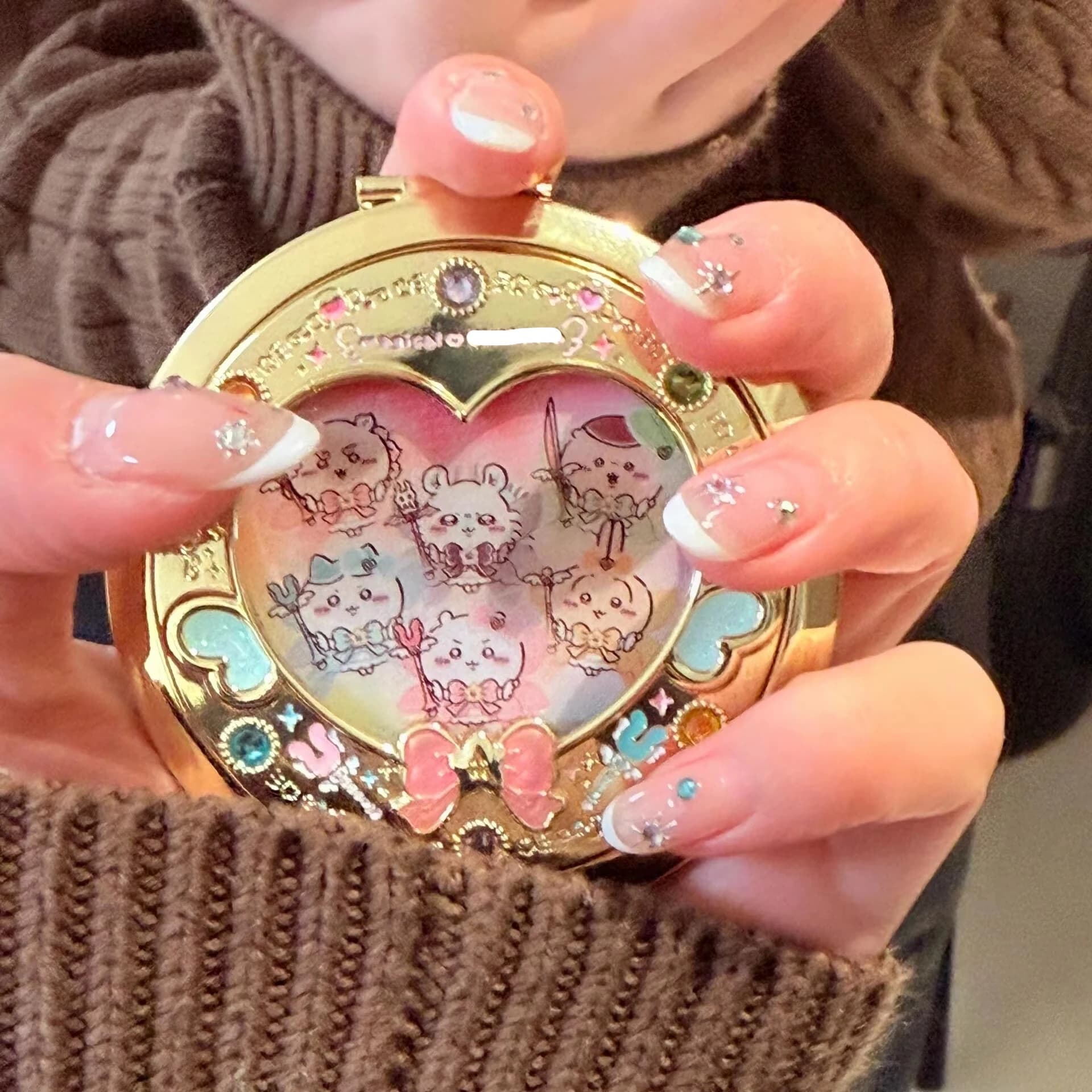 Specchio Compatto a Forma di Cuore Chikawas Magic Girl, Specchio Portatile Bifacciale Hachiware Usagi Kawaii, Nuovo Regalo con Scatola Portagioie