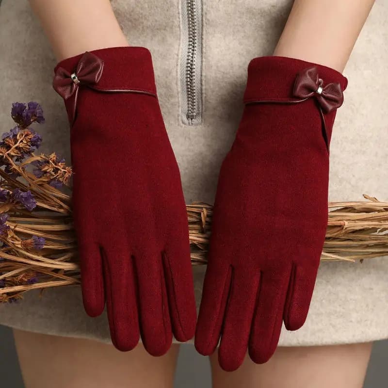 The new women keep warm the Touch Screen plus the velvet inside thickening cute cycling windproof Bowknot elegant elasticity soft gloves