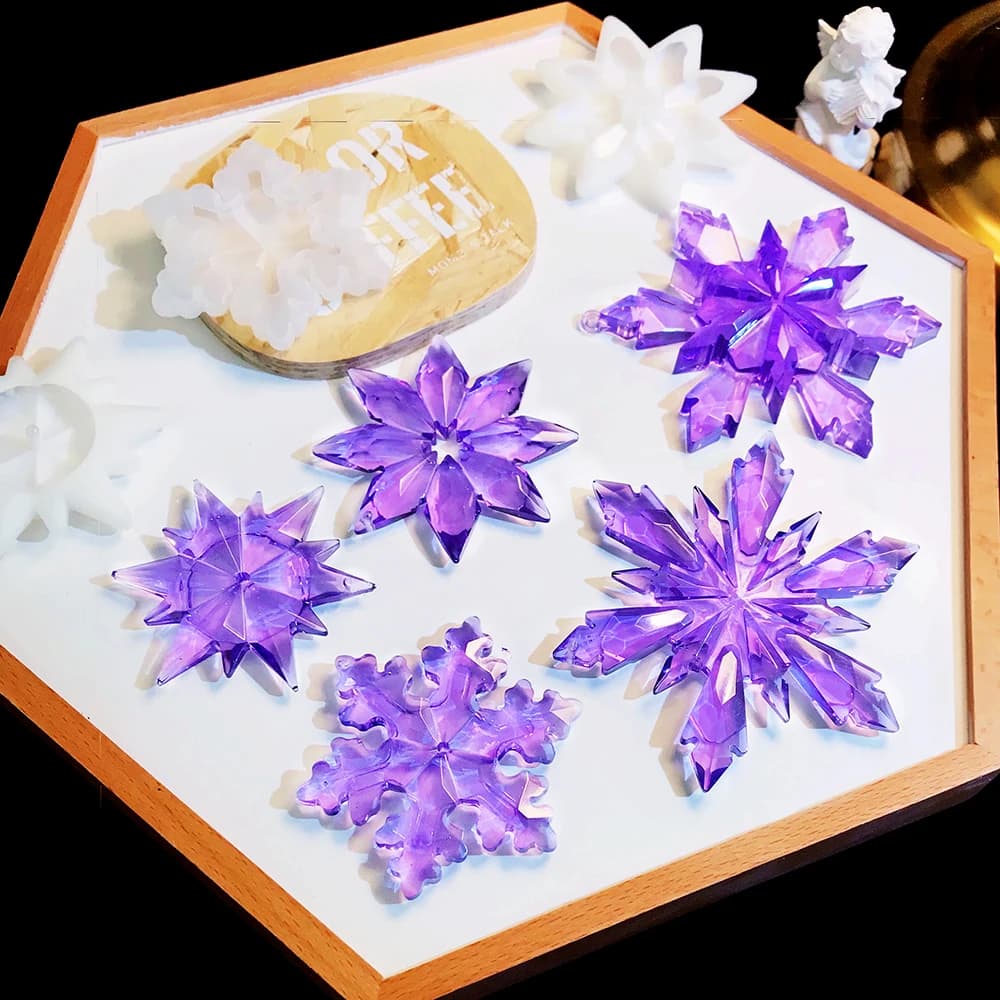 Stampo in resina epossidica di cristallo Ornamenti Stampo in resina a forma di fiocco di neve Stampi in silicone per ciondolo albero di Natale per stampi per creazione di gioielli