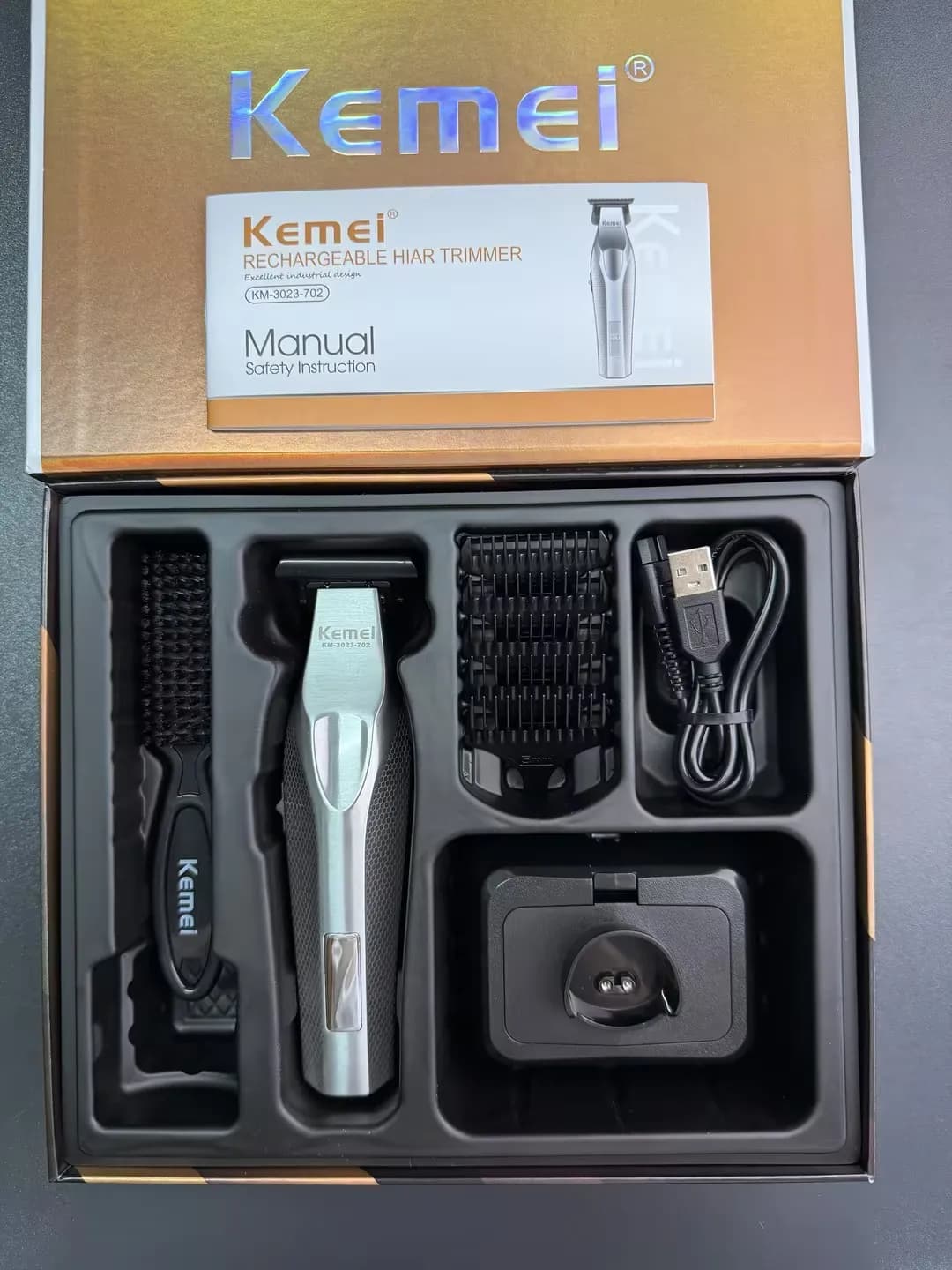 Kemei 3023-702 Regolabarba Professionale Senza Fili a Zero Gap, Tosatrice Ricaricabile per Uomo, Macchinetta Rifinitrice per Capelli