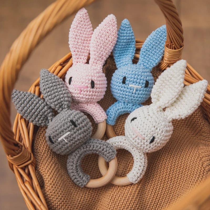 1Pc Sonaglio per bambini Massaggiagengive in legno Anello musicale Crochet Animale Coniglio Musica Sonagli Succhietto Bracciale Giocattoli per bambini Regali per la dentizione del bambino