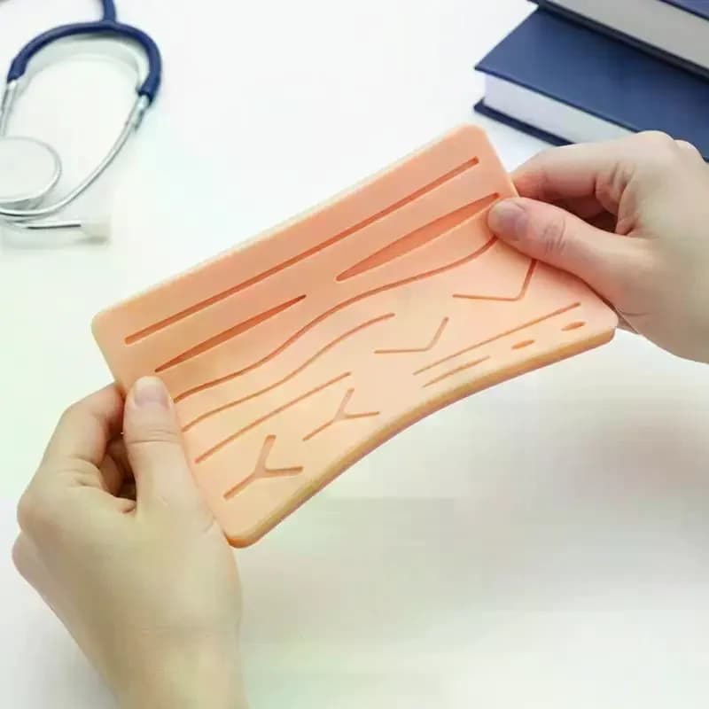 Kit di Sutura Chirurgica Riutilizzabile con Pad in Silicone per Pratica di Sutura su Ferite Cutanee, Modello per Addestramento e Simulazione di Ferite Traumatiche