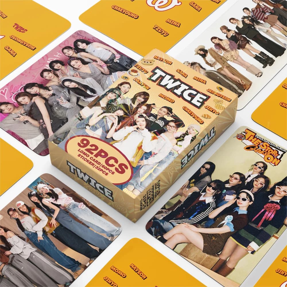 Kpop Twice One Box (60 Lomo Cards + 32 Stickers) The Story Goes On Album Merchandise Celebrità Carte Piccole Squisite Carte Fotografiche ad Alta Definizione Carte Collezionabili Articoli per Fan Piccoli Regali Regali di Natale