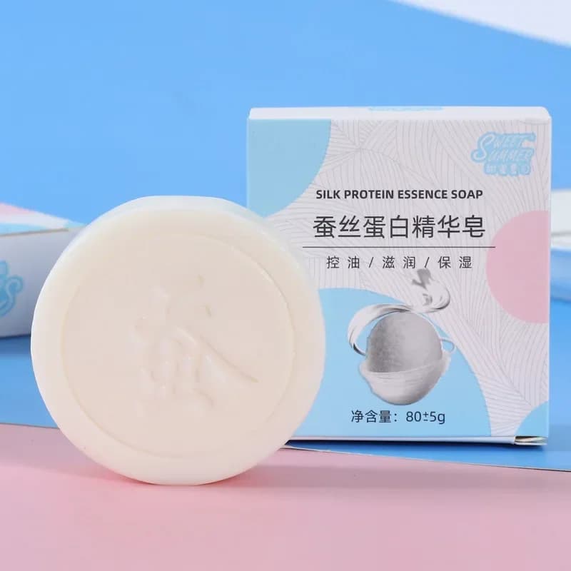 Sapone fatto a mano in seta di latte di capra 80g idratante per la cura della pelle detergente per il viso detergente per il viso sapone per il lavaggio del corpo