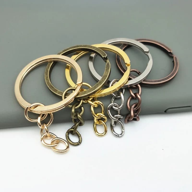 Commercio all'ingrosso 10 pz/lotto Chiave del Metallo Anelli Portachiavi con Aragosta Catenacci Oro/Rhodium Tono di Colore Portachiavi Split Rings Portachiavi