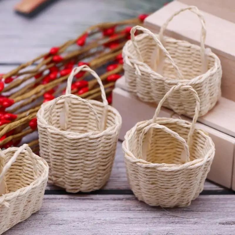 Mini Handwoven Straw Storage Basket Breathable Natural Small Holder Portable for Dollhouse Mini Potted Plant Decoration