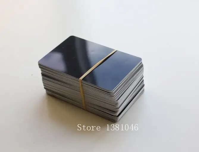 Biglietti da visita in plastica vuota in PVC con finitura lucida in acetato nero per incisione laser