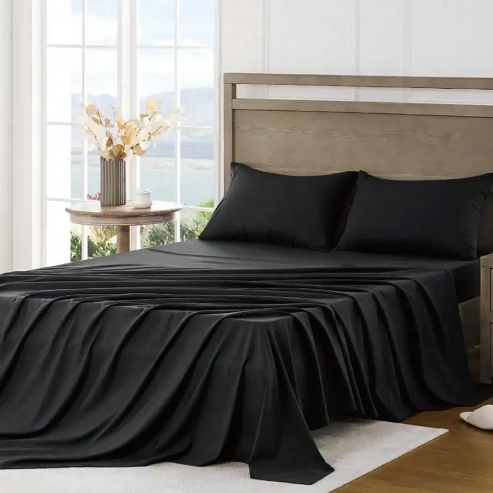 Ultra soft sheet - Brushed Microfiber - Deep pockets - Easy to clean - Cooling and breathable - Luxury bed for 3/4 piece hotel