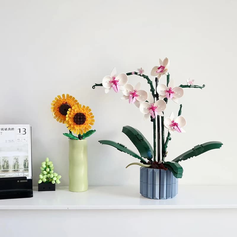 Set di Costruzioni Bonsai di Orchidee 608 Pezzi, Modello 3D di Fiore Eterno Compatibile con 10311, Decorazione per Casa, Giocattolo per Ragazze e Adulti, Regalo per le Feste