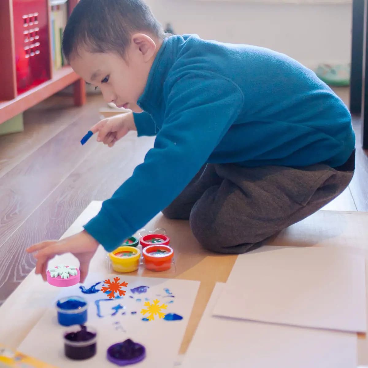 12Pcs Kids Painting Stamps Set Bright Color Adorable Patterns Self Inking Style Mini Stampers for Art Projects Parent Child