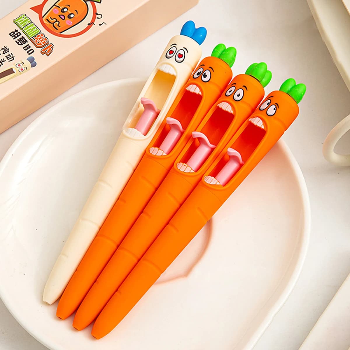 Set da 4 Penne Gel a Pressione a Forma di Carota Divertenti, Nere, ad Asciugatura Rapida, Strumento Creativo Antistress di Alto Valore per Studio, Ufficio e Scuola