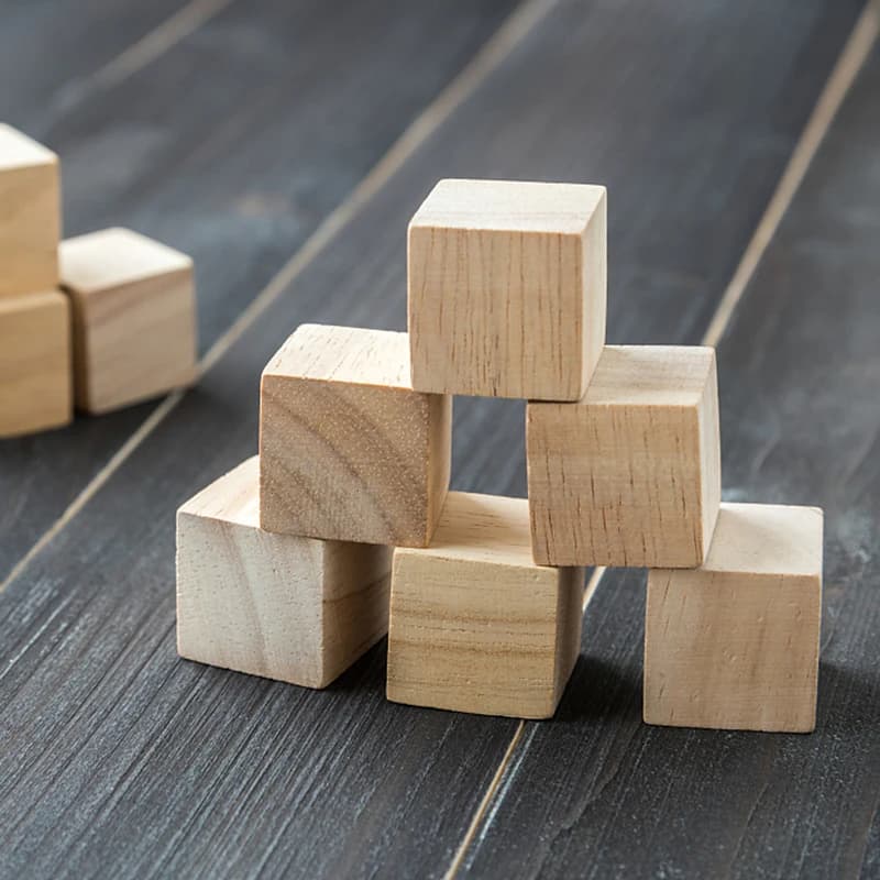 Mini blocchi quadrati in legno fai-da-te vuoti incompiuti Cubi in legno massiccio Lavorazione del legno Artigianato Giocattoli per bambini Creazione di puzzle Materiale Pittura Decor