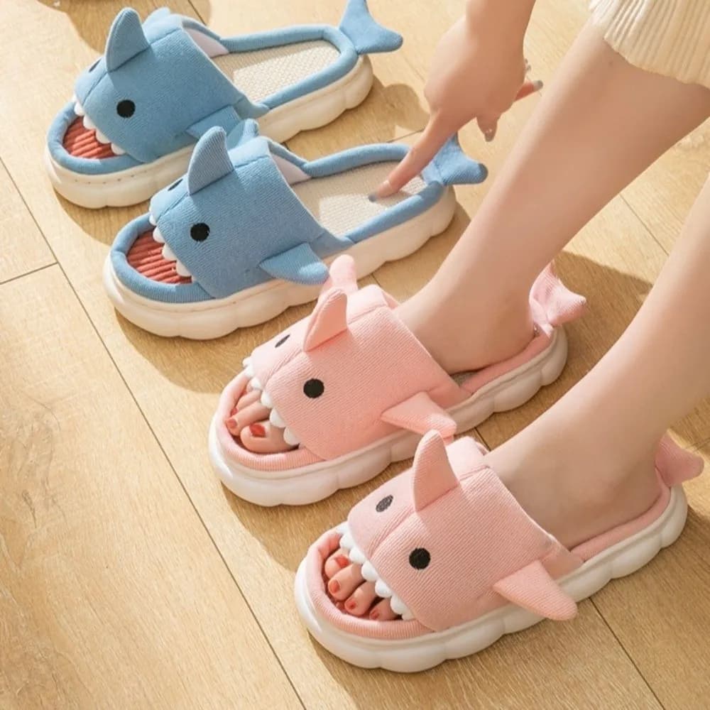 Slippers in linen shark Kawaii Slides in plush Moccassini Animals Winter Slippers Anti-slip Funny slippers Hot fur Adults