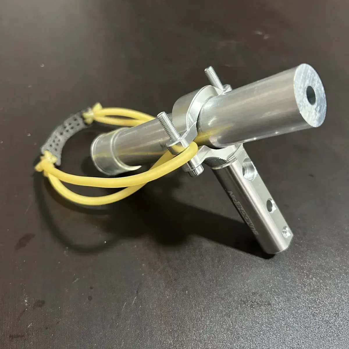 1pc all'aperto mini portatile fatto a mano freccia lanciatore giocattolo campeggio escursionismo strumenti fionda