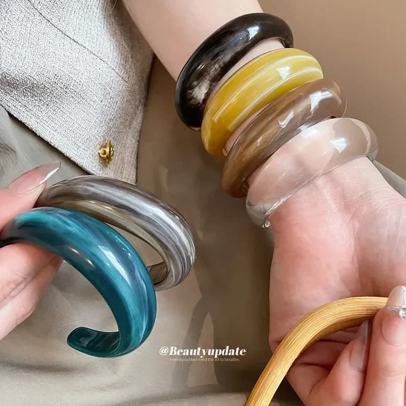 2026 Acrylic Smudge Geometric Opening Bracelet Niche Versatile Retro Light Luxury High Sense Fashion Jewelry Wholesale