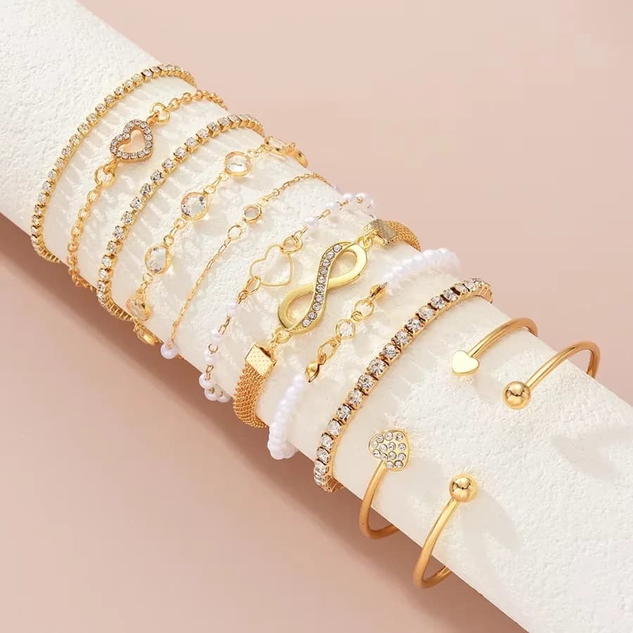 11 Pcs Boho Pearl Crystal Heart Infinity Sign Bracelets for Women Vintage Elegant Gold Color Bracelets Sets New Vacation Jewelry