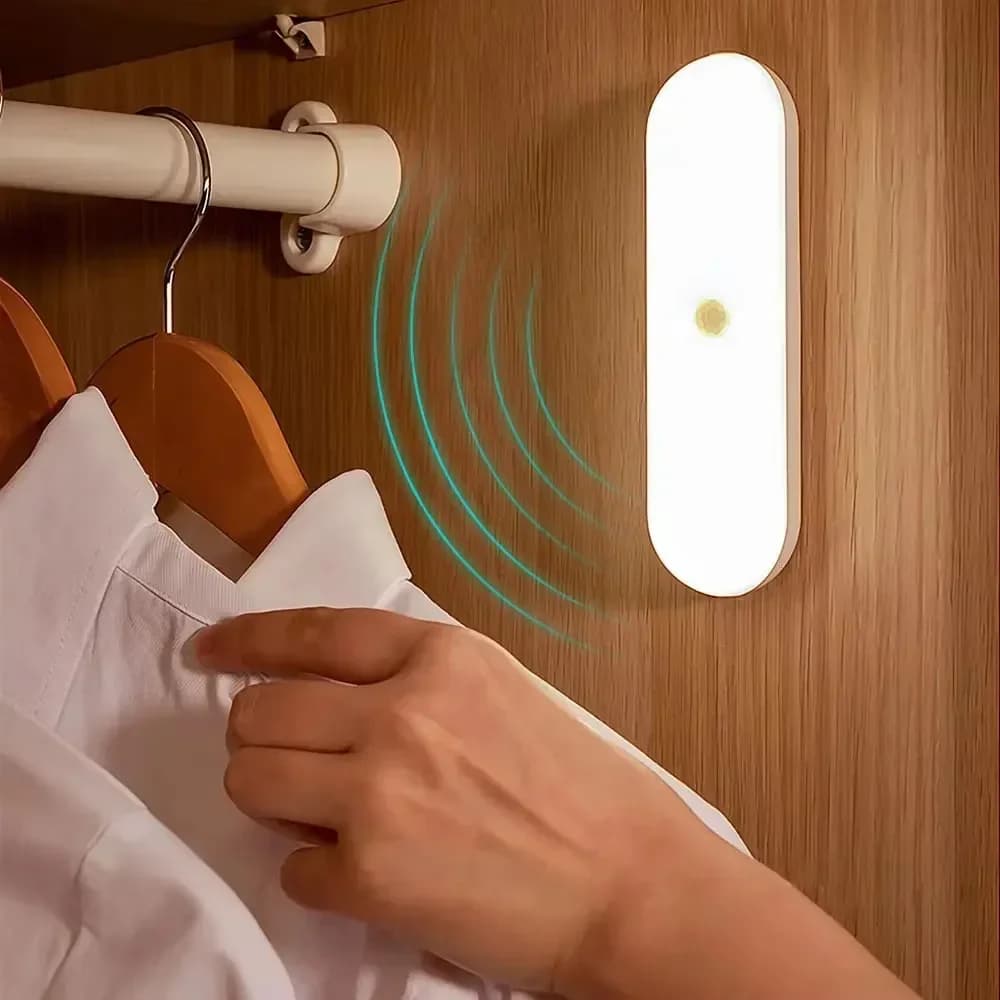Luci notturne senza fili a LED con sensore di movimento, ricaricabili tramite USB, magnetiche, per illuminazione di cucina, armadi, guardaroba e scale
