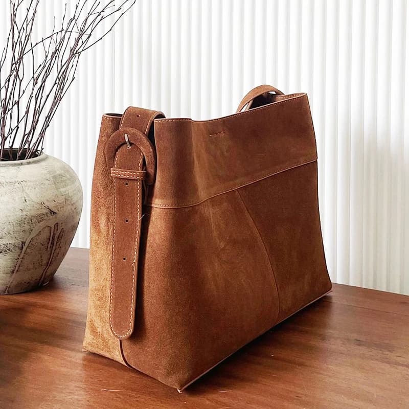Women's genuine leather handbags 2024 luxury design hand bag in cowhide leather with inner pocket shoulder arm