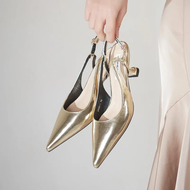 New patent leather sandals with thin heel and buckle, professional women's high shoes for commuting