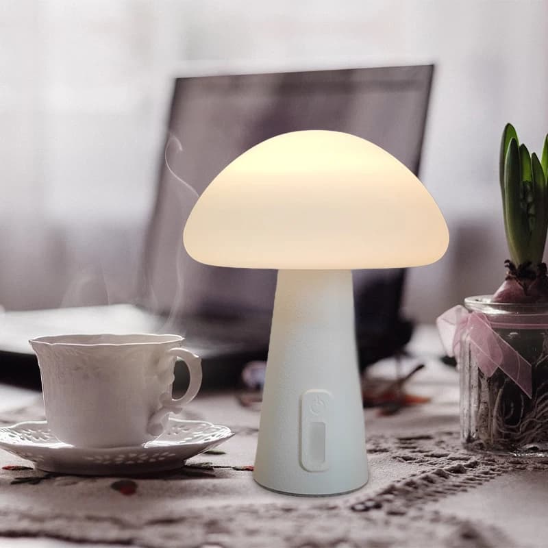 Lampada da tavolo a LED a fungo Ricarica scrivania touch per bar caffetteria Decorazione camera da letto dell'hotel Atmosfera creativa nordica Piccola luce notturna