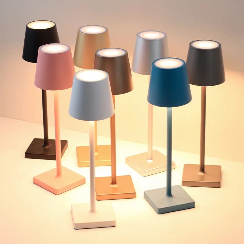 Lampada da tavolo ricaricabile USB senza fili per hotel Lampada da tavolo con interruttore tattile impermeabile Poldina per camera da letto Hotel Soggiorno Ristorante