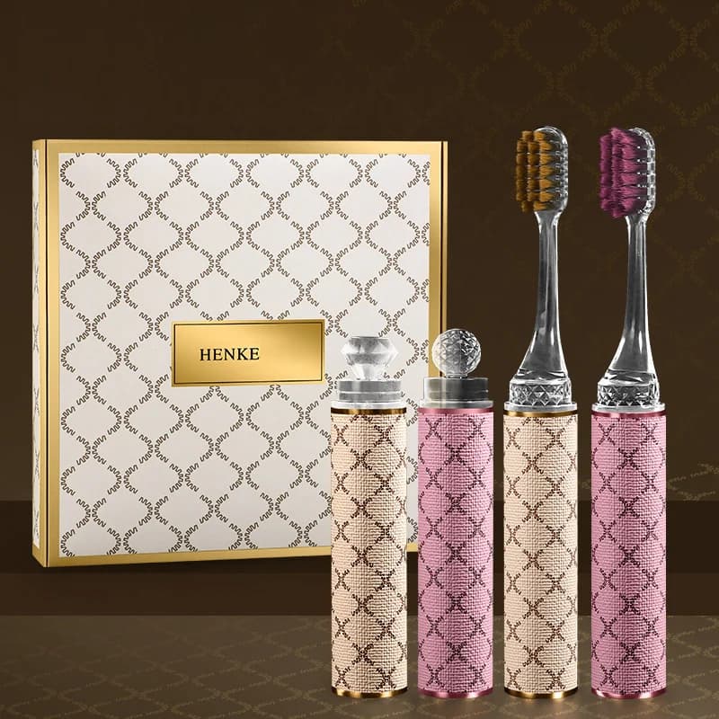 4PCS/BOX Platinum Lipstick Toothbrush Highly Efficient Cleaning Ultra Soft Comfortable Bristles Travel Portable Home Cleaning Lu