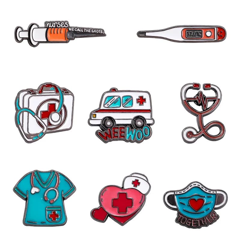 8PCS Perni metallici medici Tubo dell'ago Stetoscopio Kit di pronto soccorso Medico Vestiti Distintivi per zaino Cappello Punk Spilla Decor Gioielli
