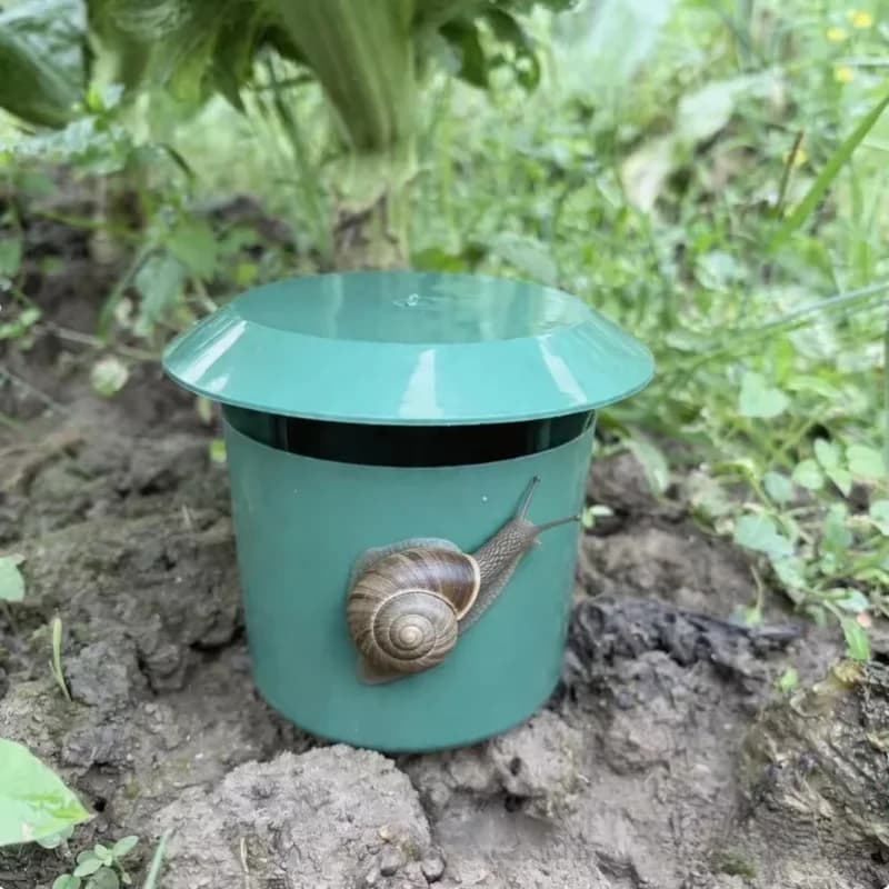 Trap for Lumache e Chiocciole Resistant, Plastic Box Anti-Corrosion Without Electricity for Orth, Vegetables and Flowers