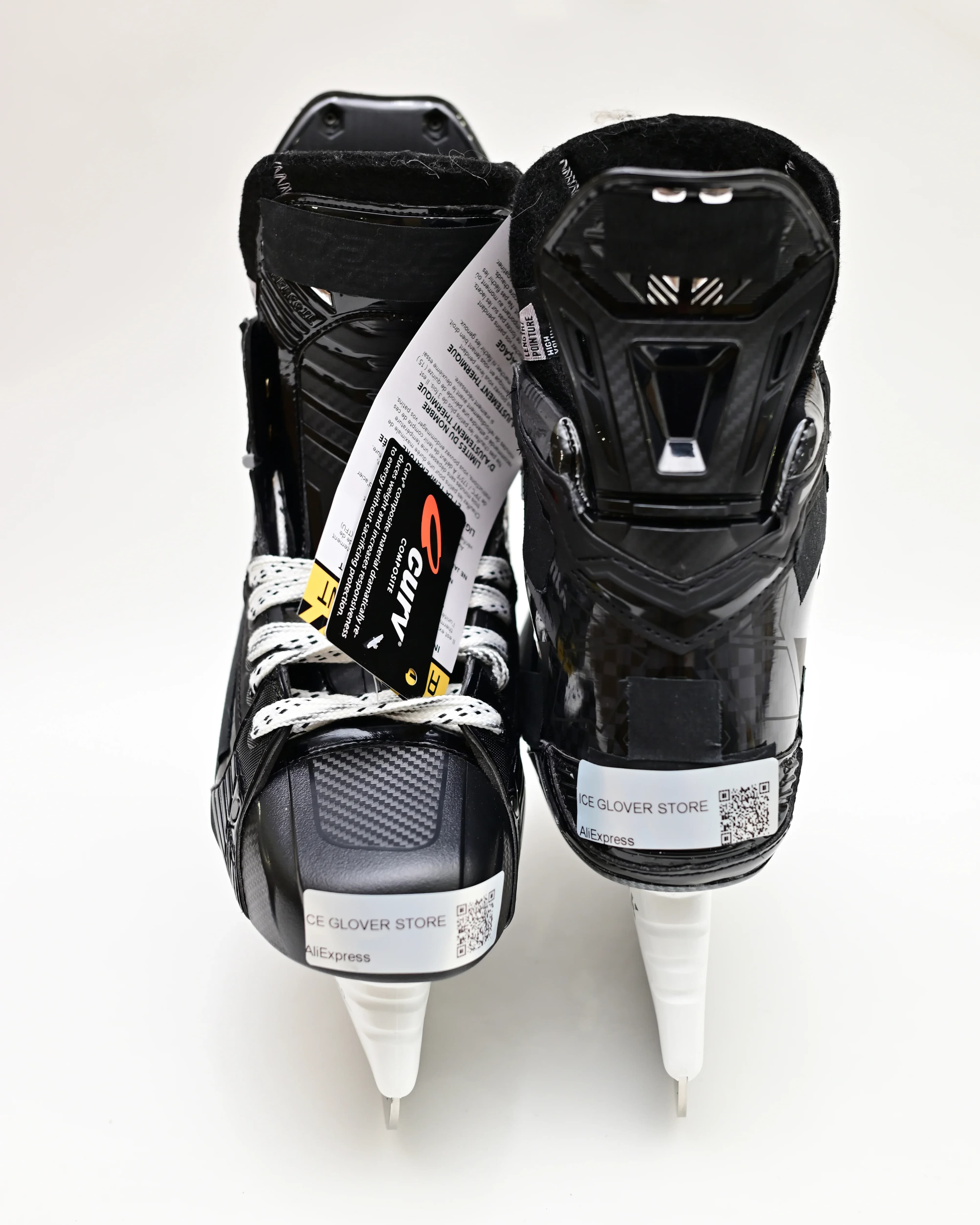 Forma termica Stampaggio termico Hockey Skate Curv Lama in acciaio composito Vera hockey su ghiaccio Fibra di carbonio Prestazioni personalizzabili Vestibilità leggera
