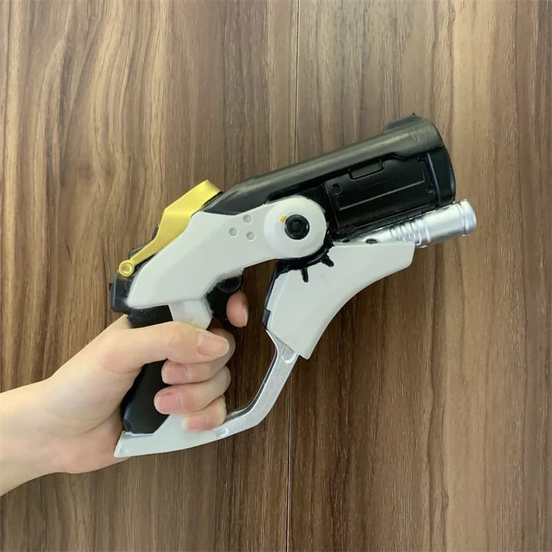 Gioco OW Angels Revolvers Arma Pistola 1:1 Cosplay Sicurezza PU Regalo Giocattolo da esterno Soldato di gomma 76 D. va Tracer No Shooting