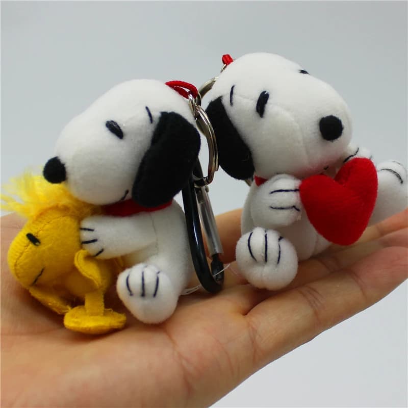 1 pezzo 6 cm carino di alta qualità arachidi snoopy peluche ciondolo giocattoli Snoopy cane Woodstock portachiavi giocattoli animali