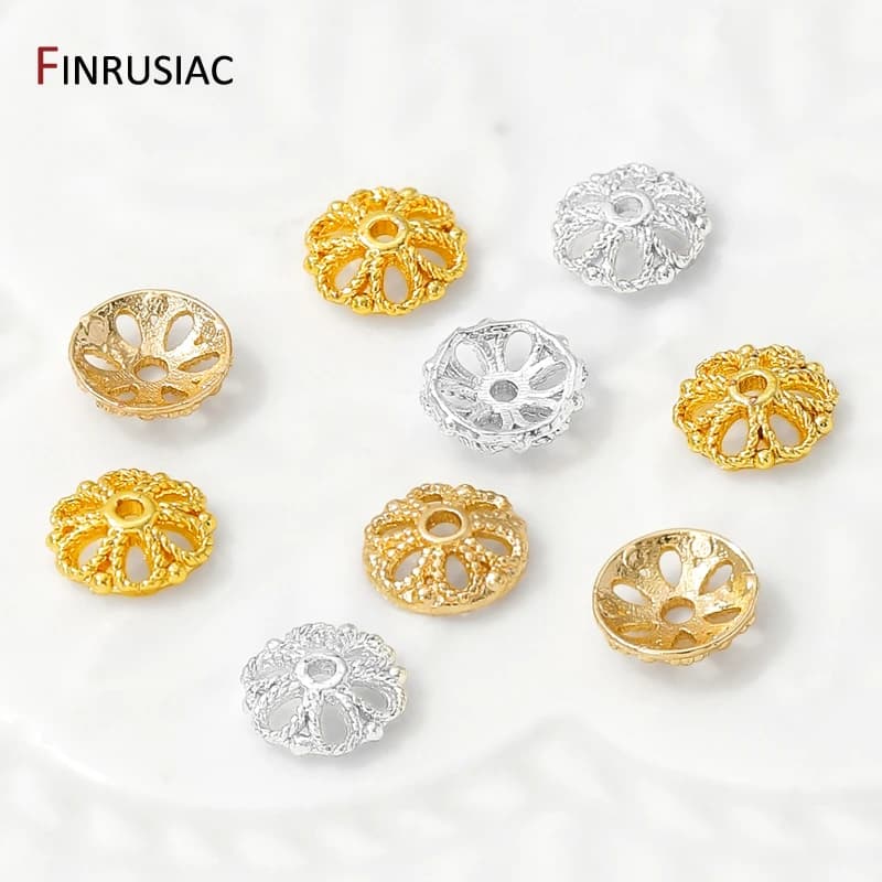 Cappucci per perline rotonde vuote in ottone placcato oro 14/18 carati, cappucci per perline di fiori per accessori per la creazione di collane e braccialetti, materiali per gioielli fai da te