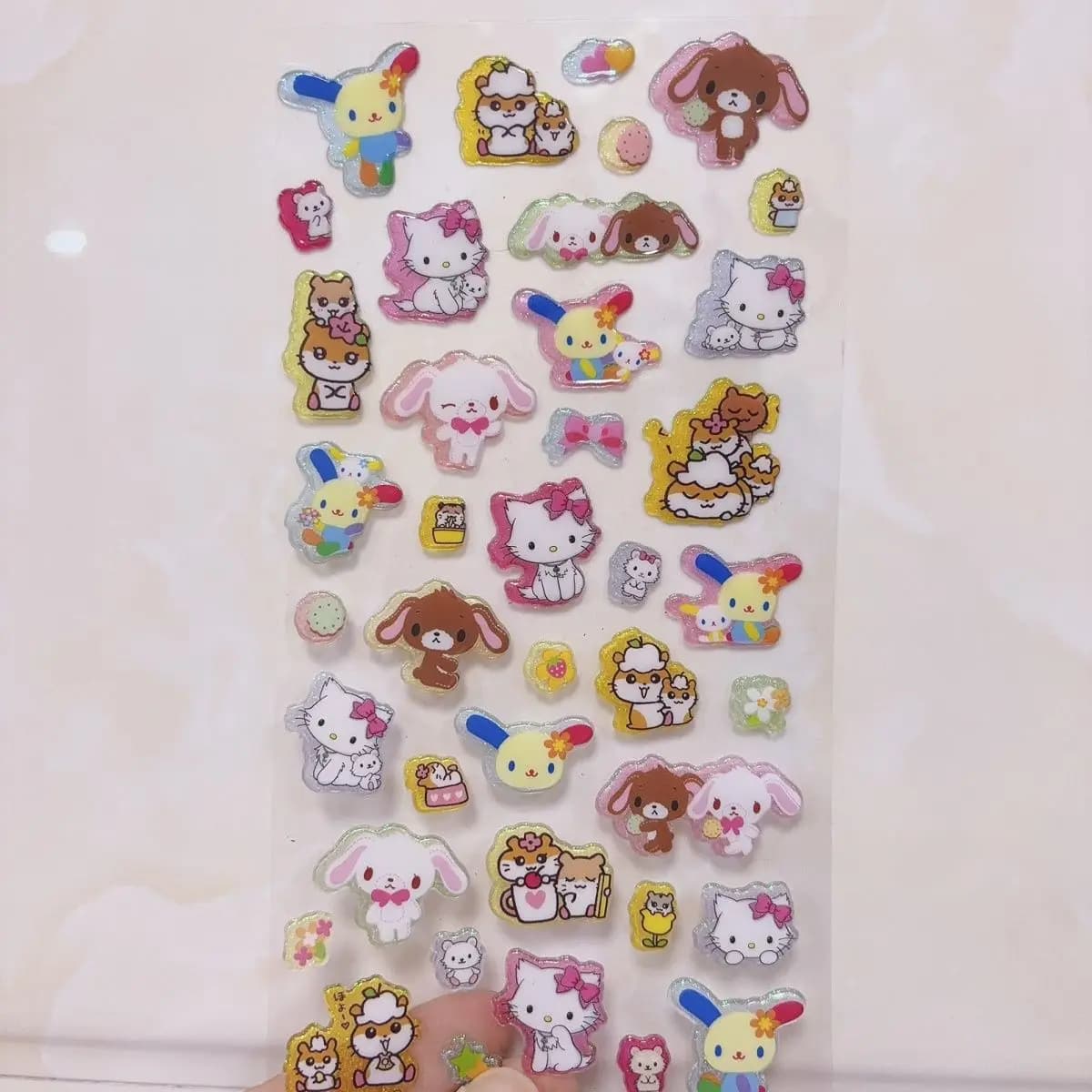 Wall decals in Three-dimensional Resin Sanrio Sugarbunnies Hello Kitty Choir Kuririn, Fa-da-Te Decorations for Paintings and Cups, Gift for Best Friends and Holidays