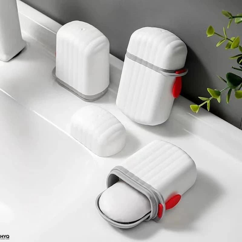 Fashionable portable sealed waterproof soap box for travel, hiking and camping - Design drainato