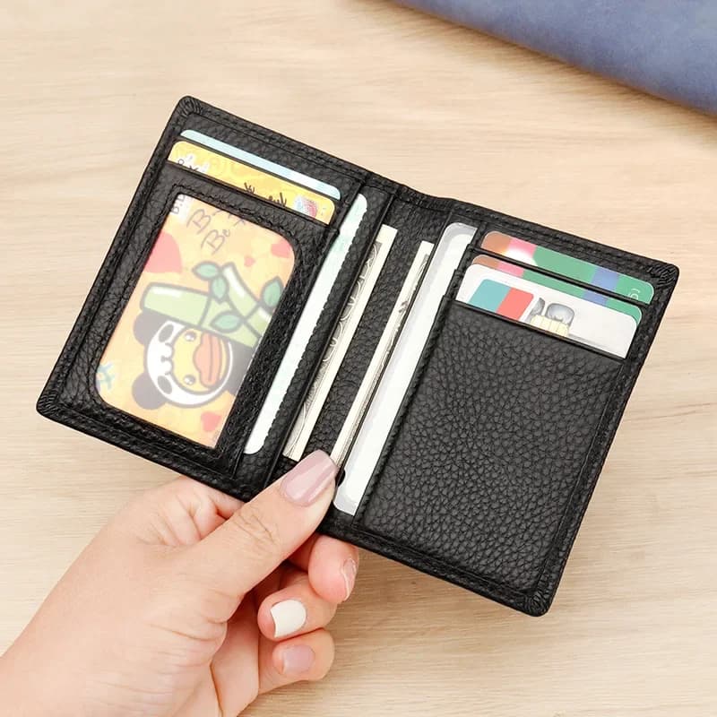 Bifold wallet in real leather for men Credit card holder with slot for photo Credit card holder in two layers customizable cow leather