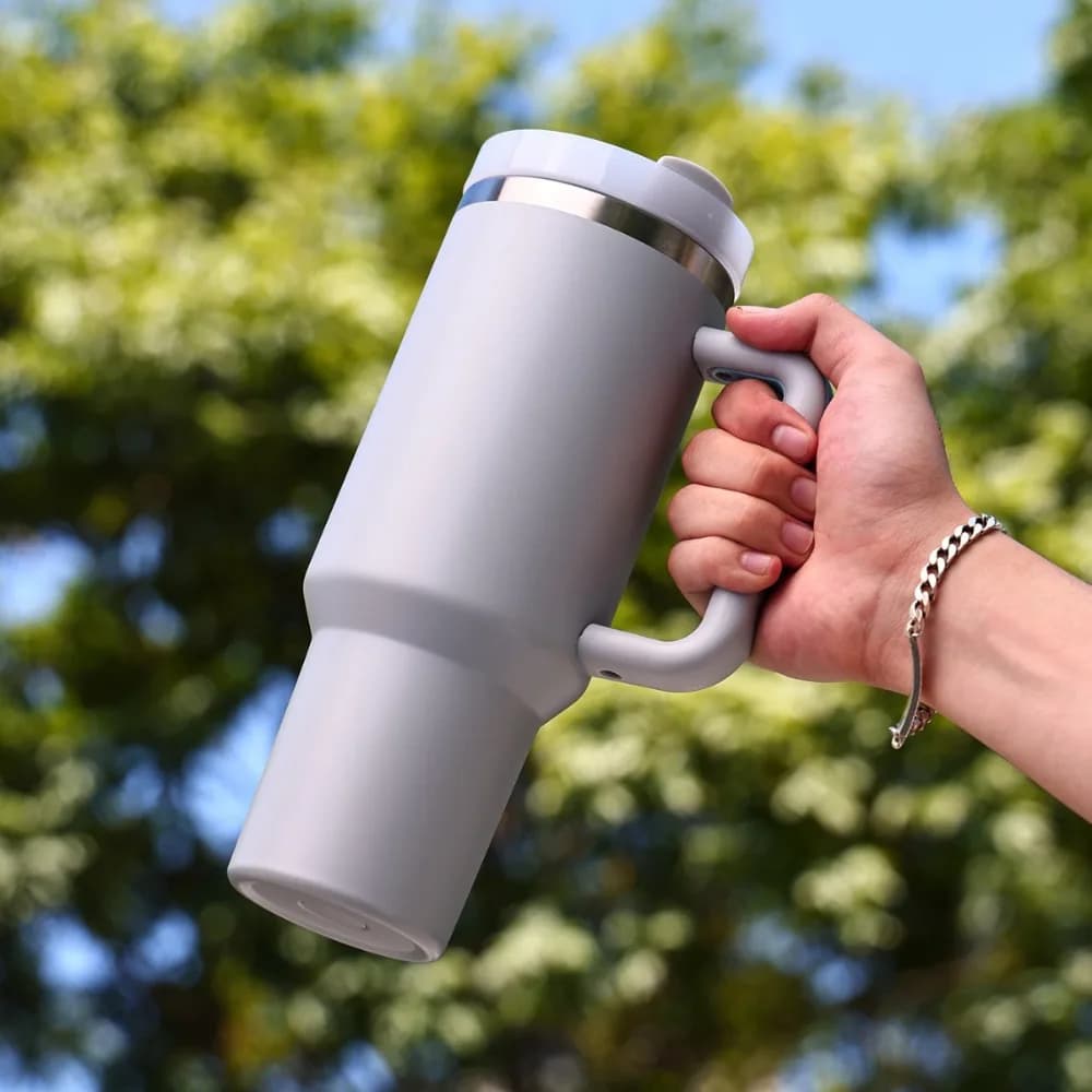 Tumbler da 40oz con Isolamento Sottovuoto, Thermos Personalizzato, Tazza da Viaggio in Acciaio Inox, Bottiglia d'Acqua, Tazze da Caffè con Manico, Articoli per Bevande da Esterno
