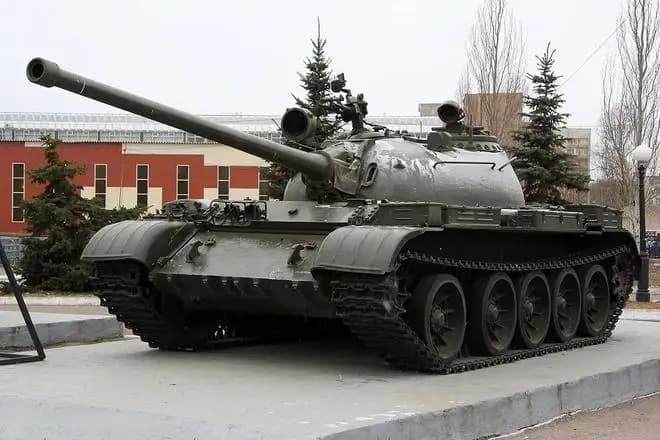 KIT MODELLO carro armato di battaglia principale sovietico T-54 in scala 1/144